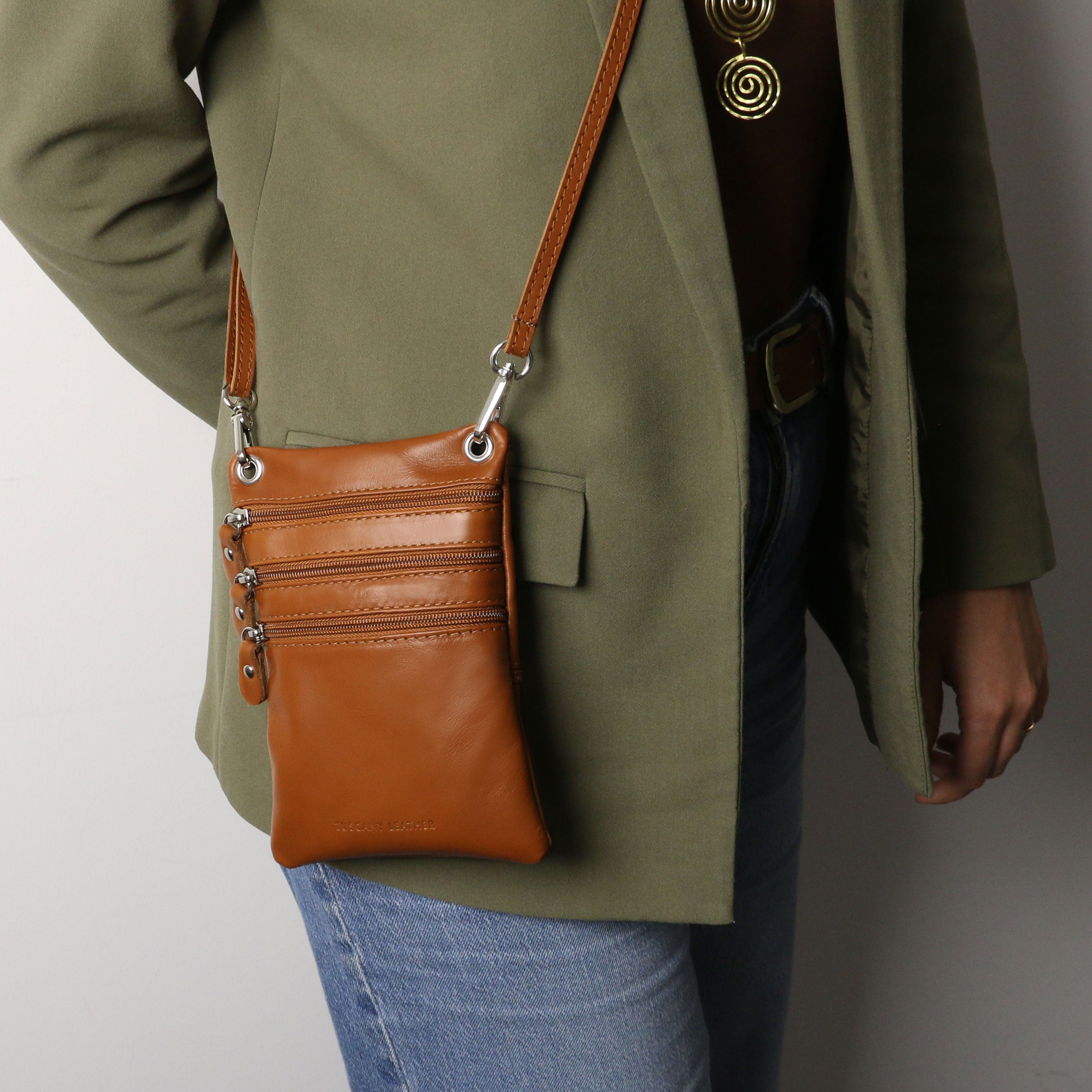 TL Handväska / Telefonväska i mjukt läder