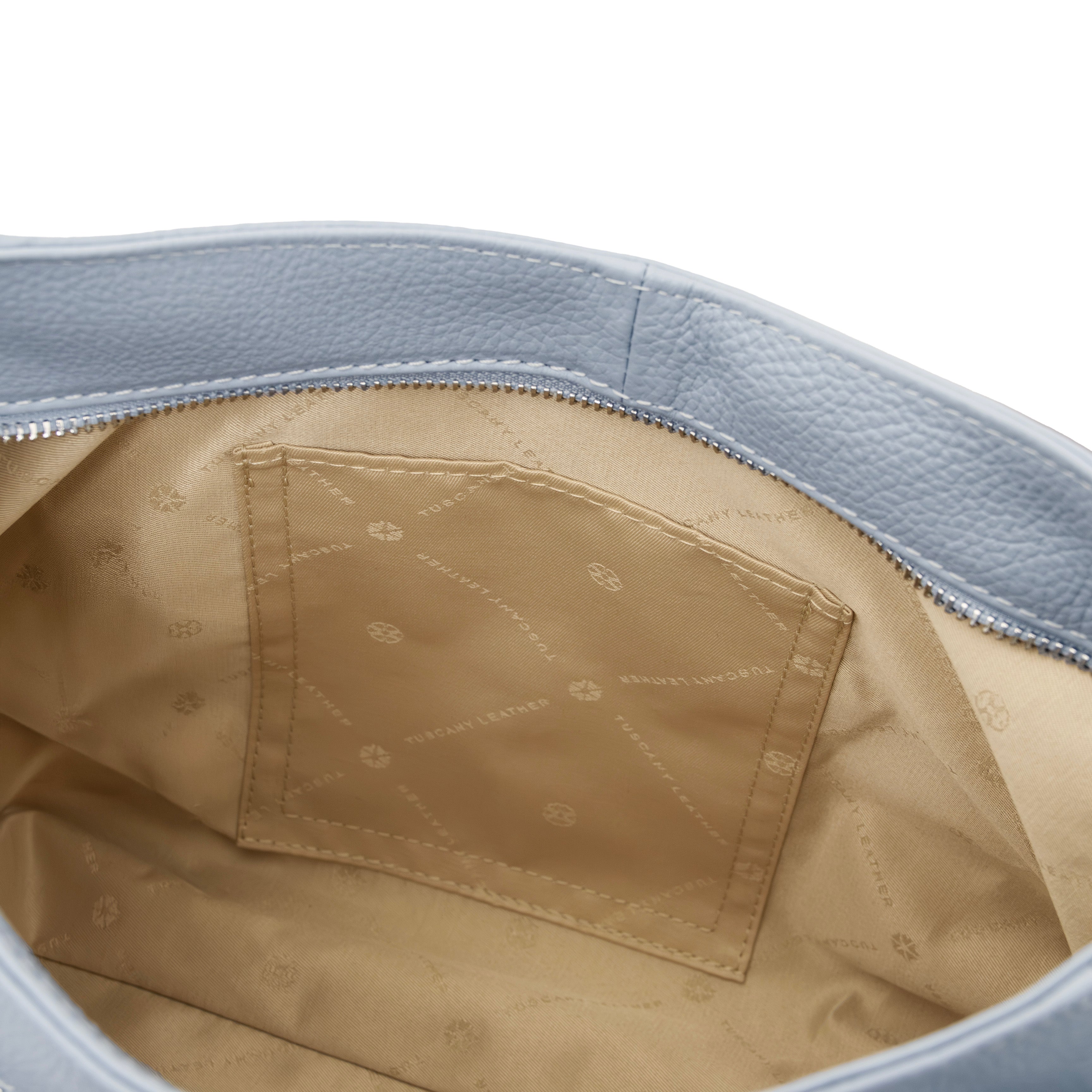 Brenda Axelväska i mjukt läder