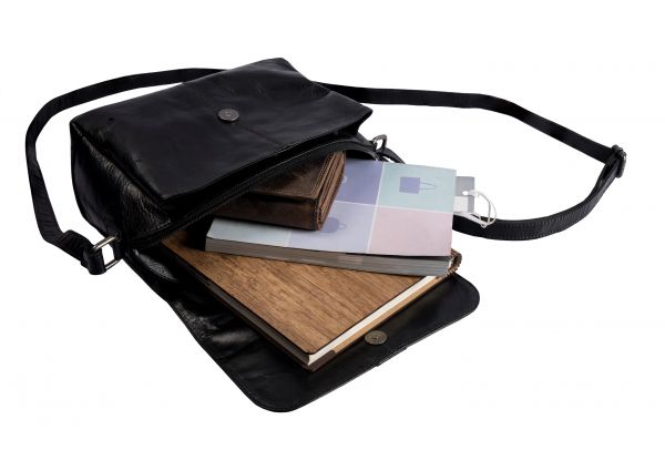 Axelväska MADL i Läder - NewBag4you