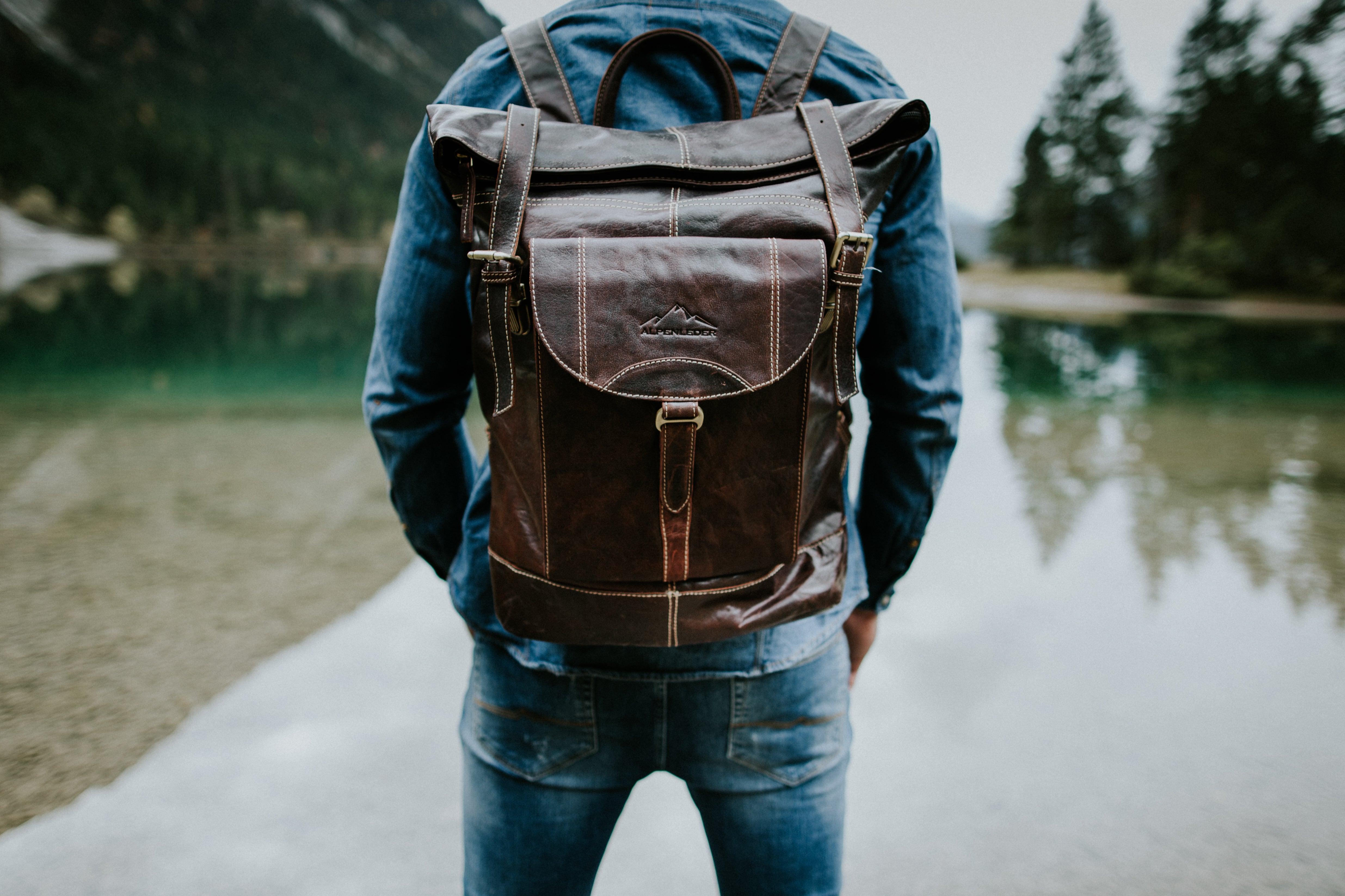 Kurirryggsäck MOUNTAINSIDE i Läder - NewBag4you