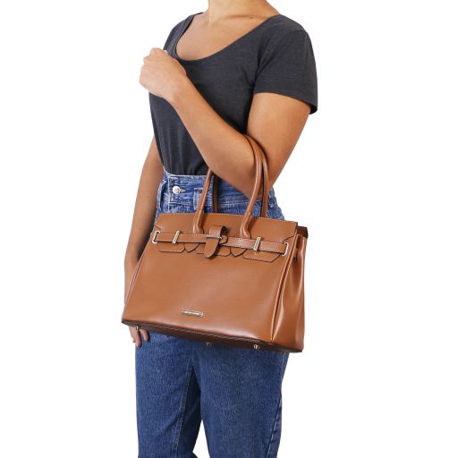 TL Populär Handväska Av Äkta Italienskt läder - NewBag4you
