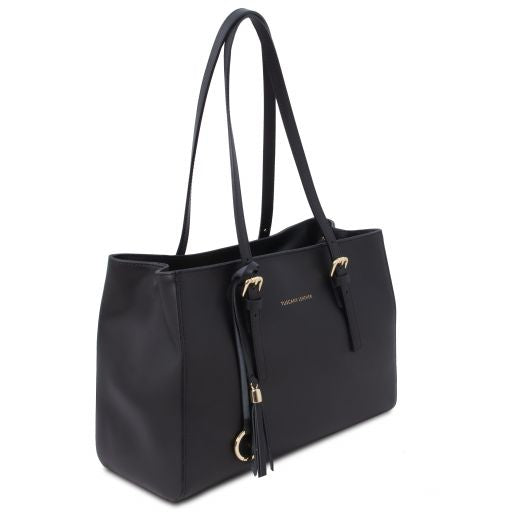 TL Bag -Modern Axelremsväska i Läder