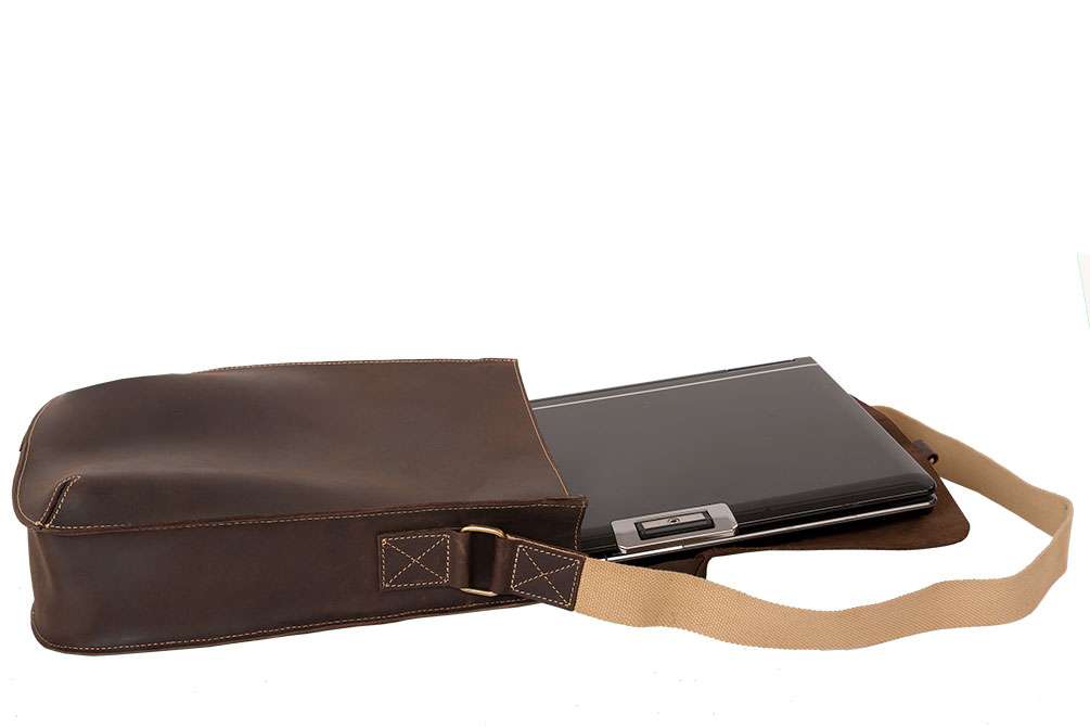 Axelväska New York i Läder - NewBag4you