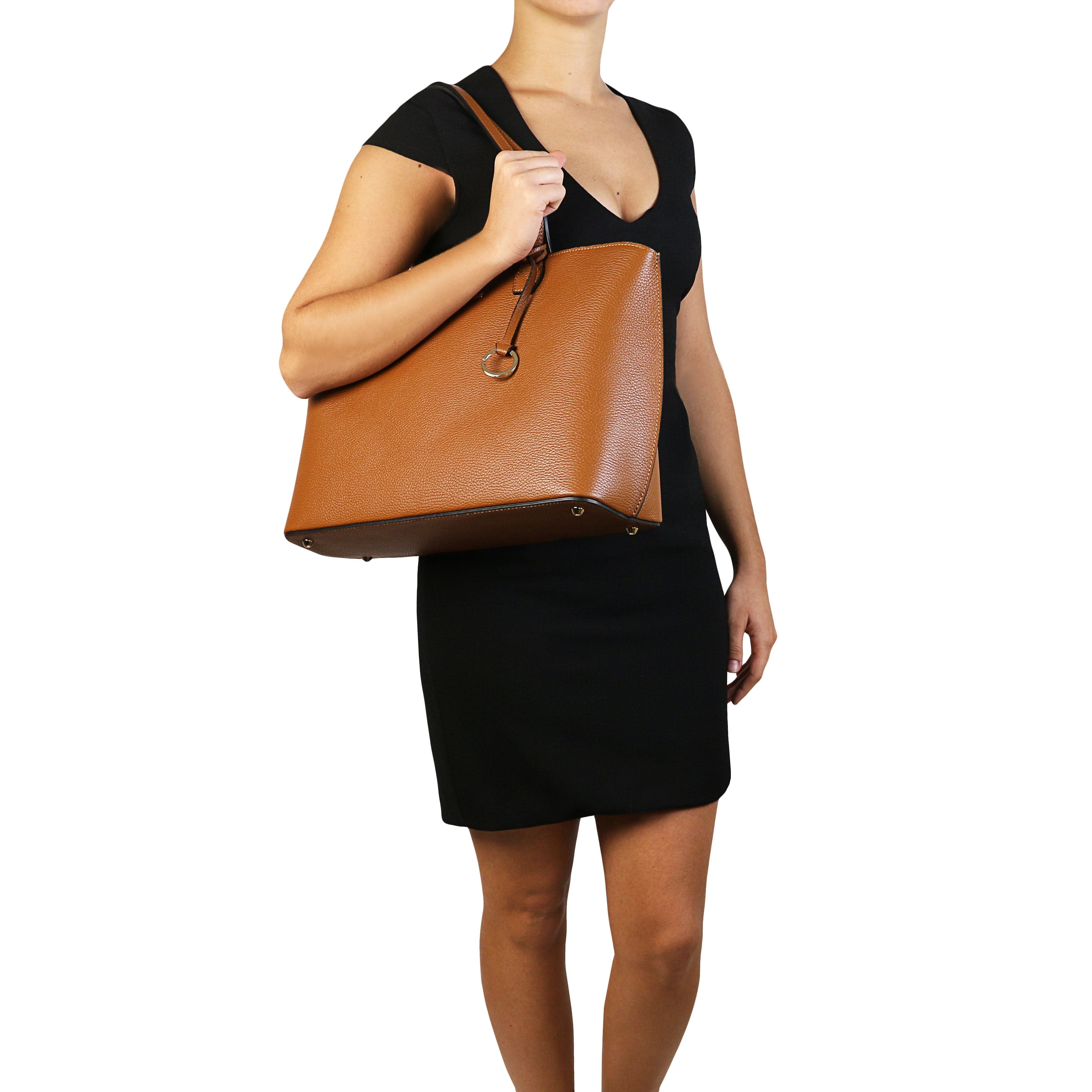 TL Bag - Handväska / Shoppingväska Av Italienskt läder - NewBag4you