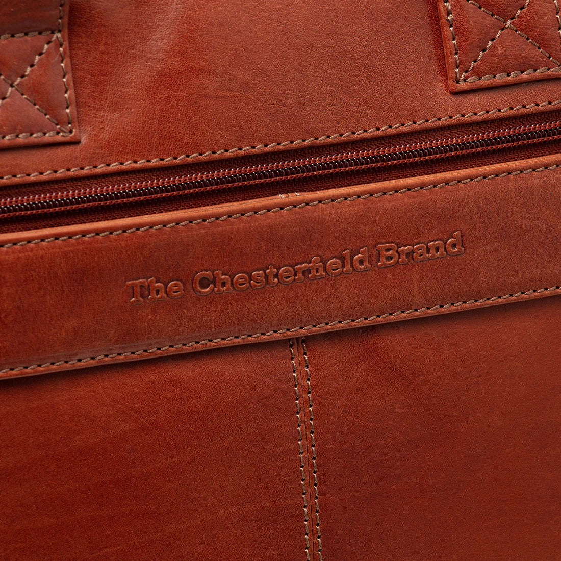 Praktisk portfölj i premiumläder från The Chesterfield Brand 15"