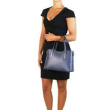 Tuscany Leather Leather handbags Olimpia - Läder tote - Liten storlek