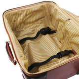 TL Voyager - Resväska i Läder med utfällbart handtag - NewBag4you
